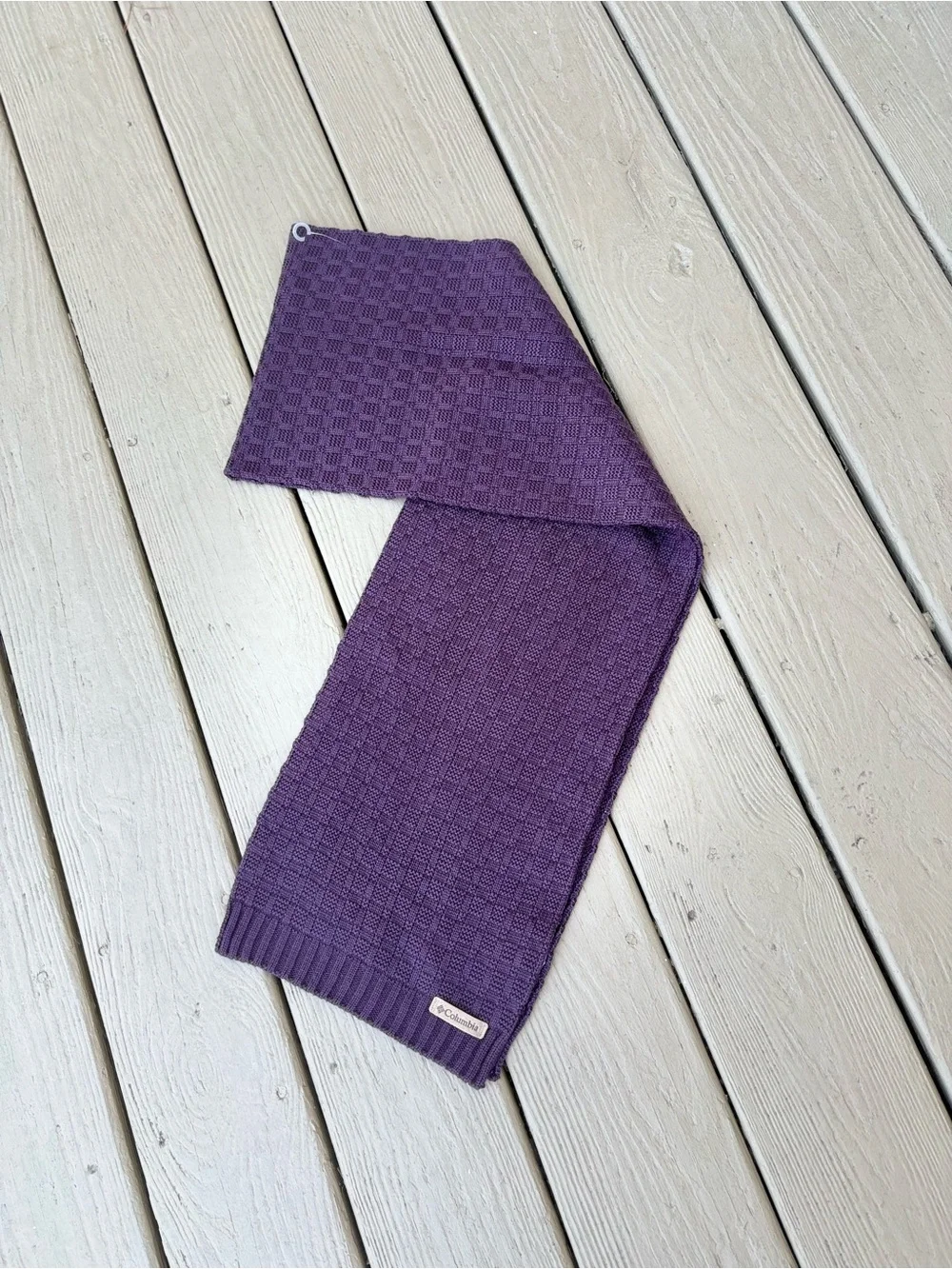 NWOT COLUMBIA Unisex Purple Knit Scarf, Size: 68”L x 10”W